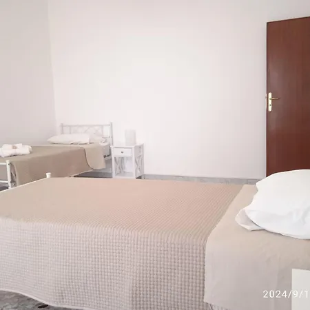 42 Apartment